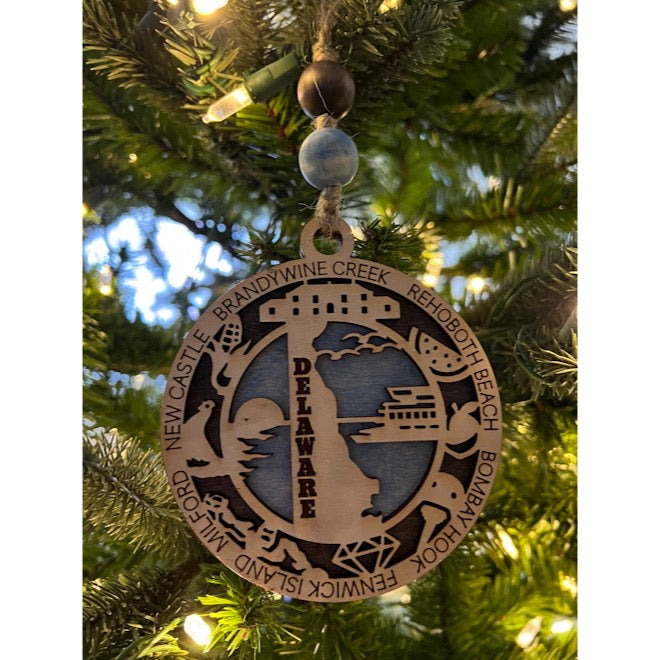 Display State Christmas Ornament - Delaware